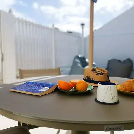 Stylish 2 Bedroom Bungalow By Pride Holiday Rentals Maspalomas  Exterior photo